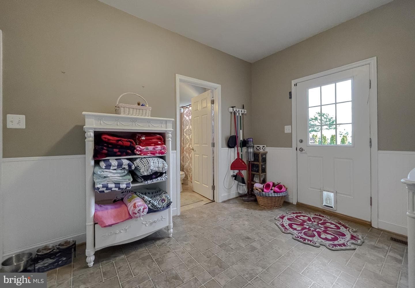21385 Fairwood Court photo 29