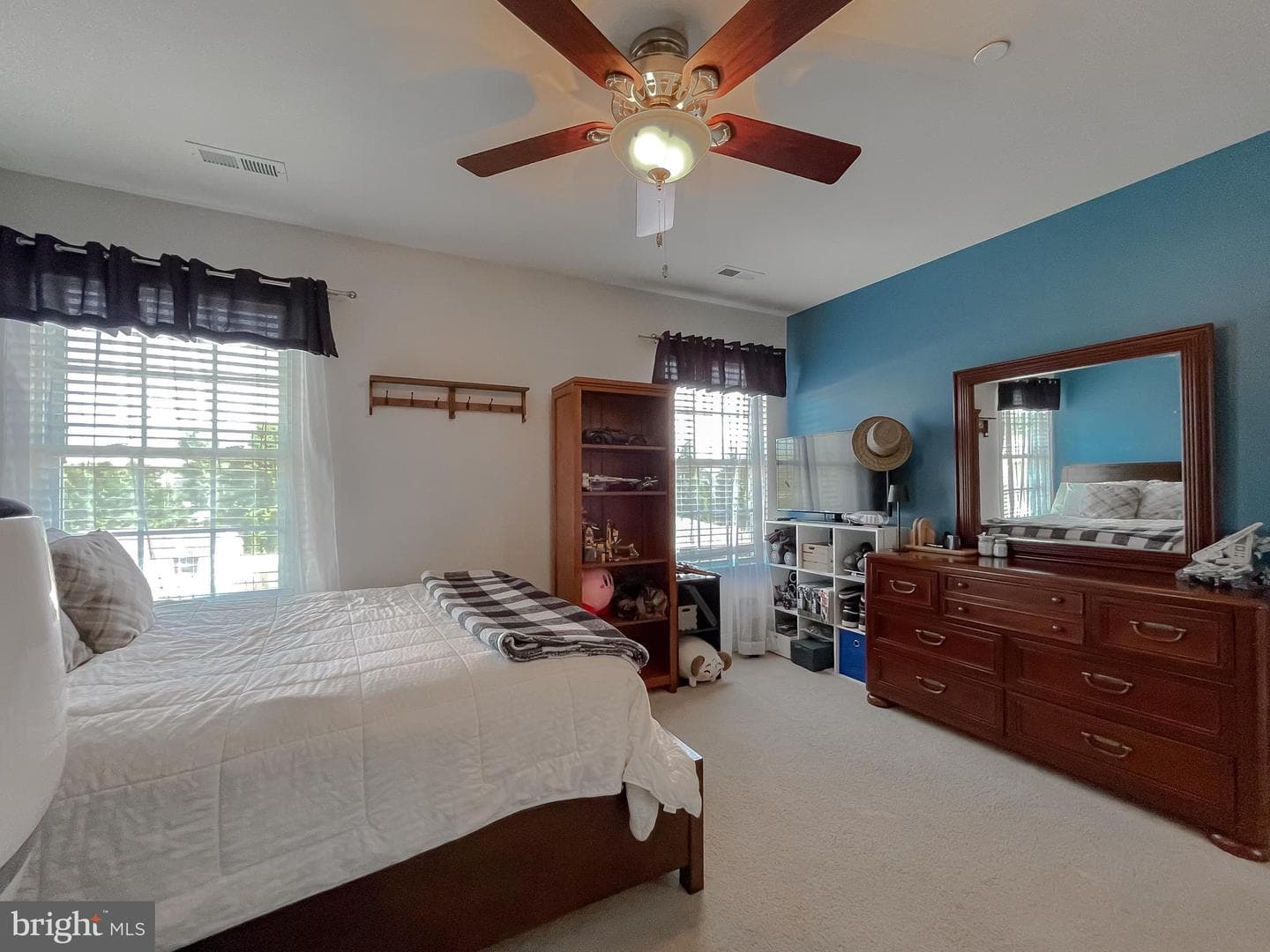 21385 Fairwood Court photo 41