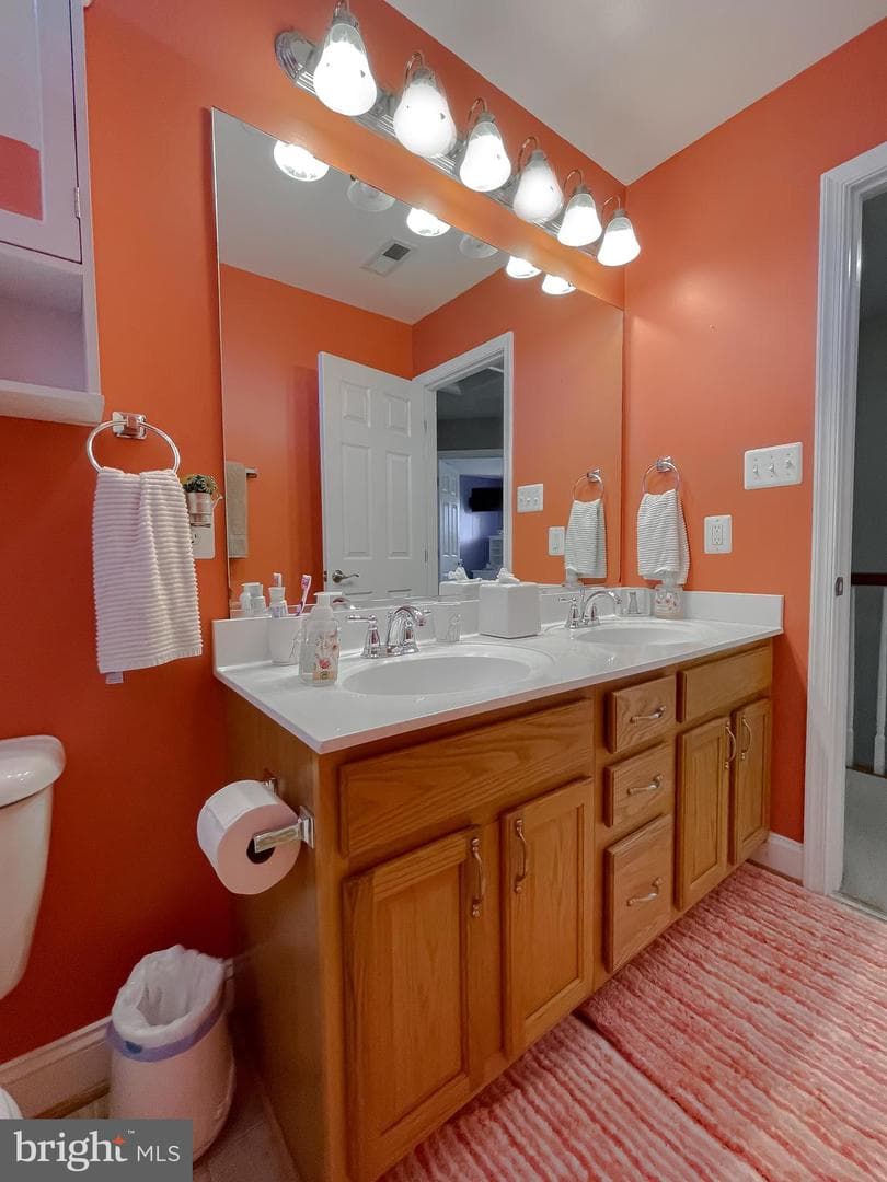 21385 Fairwood Court photo 44