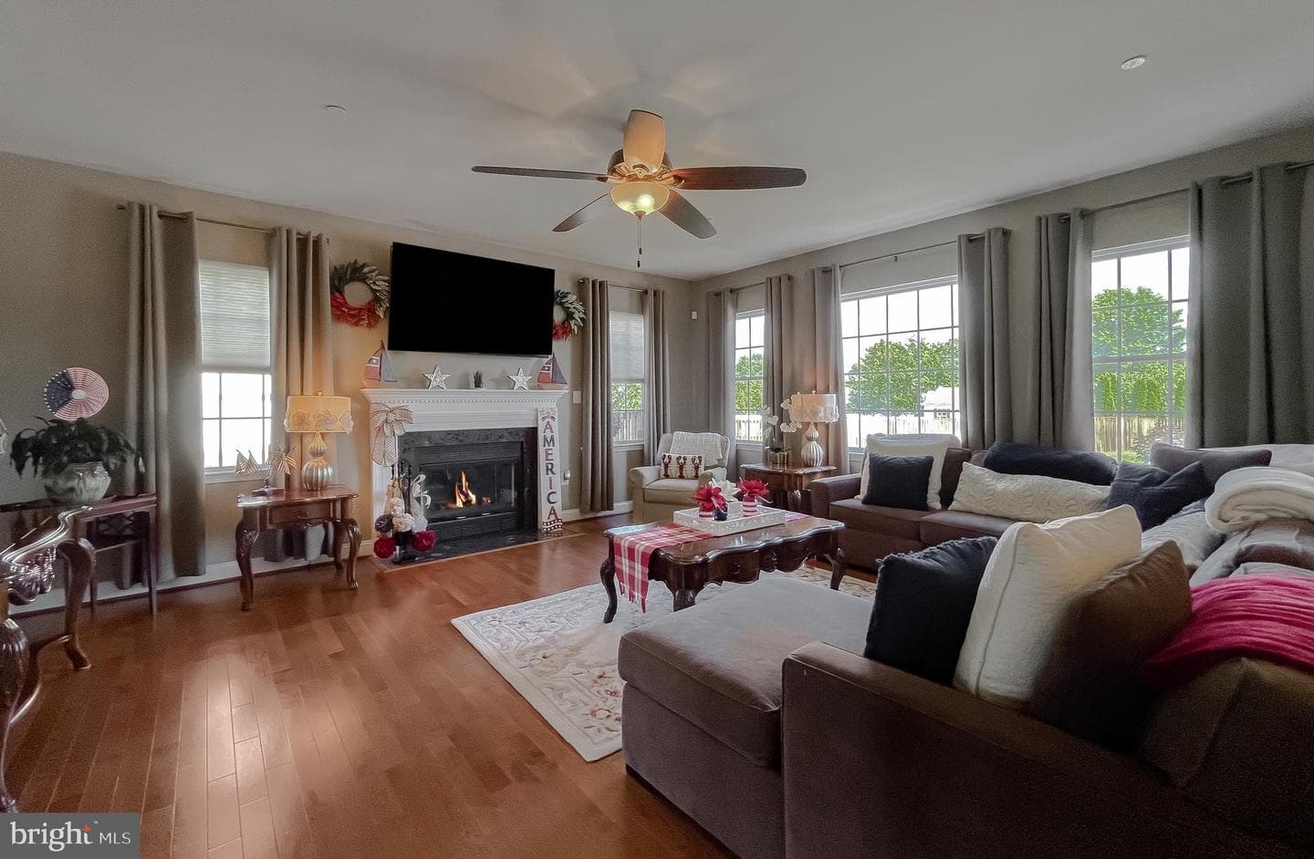 21385 Fairwood Court photo 5