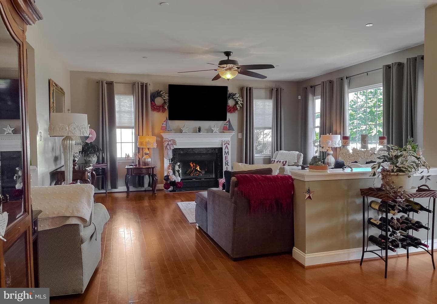21385 Fairwood Court photo 9
