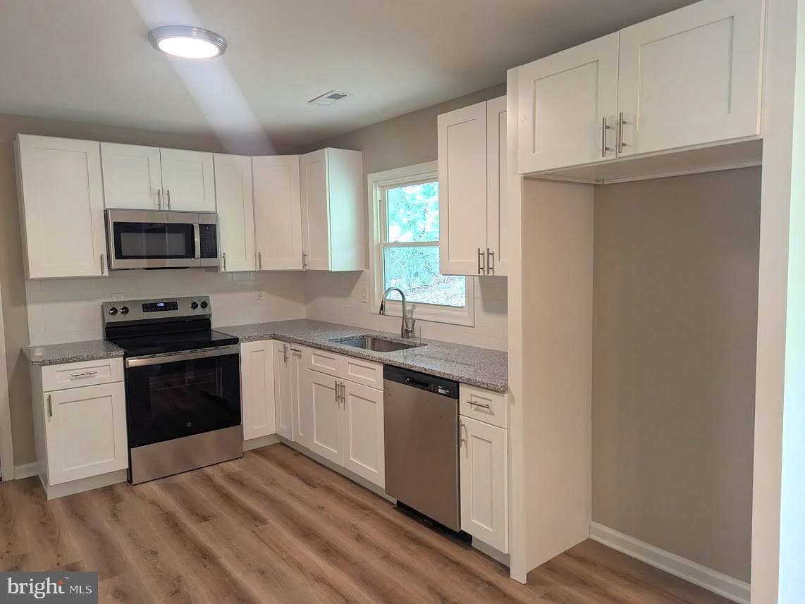22055 Fox Ridge Road photo 3