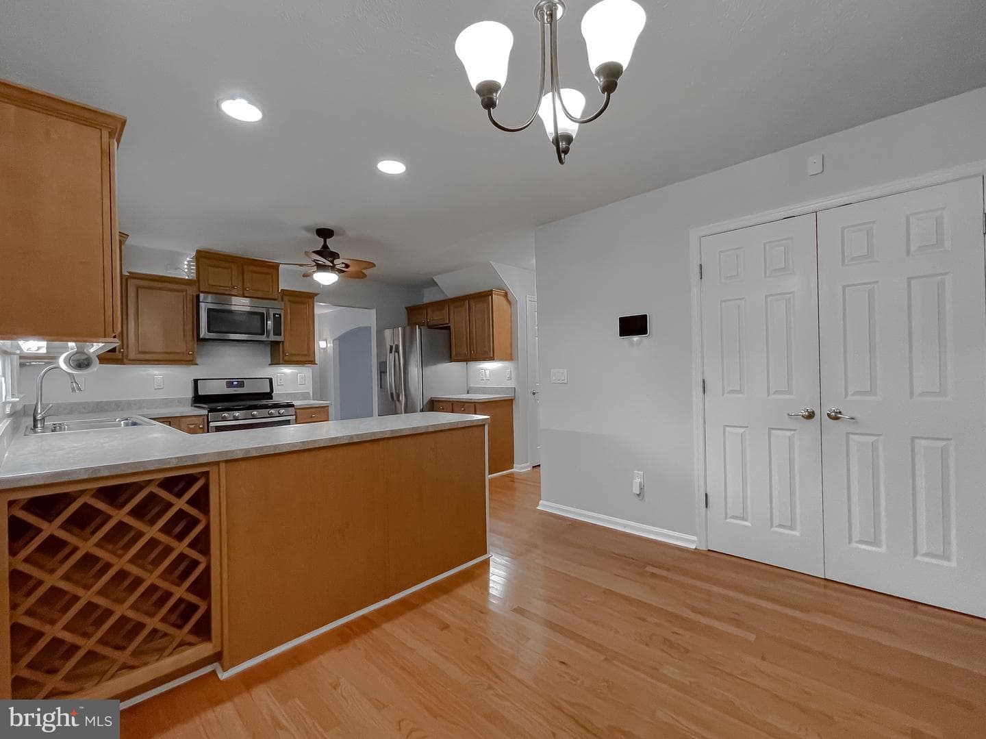 43915 Honeysuckle Way photo 21