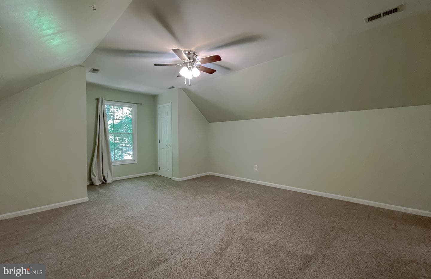 43915 Honeysuckle Way photo 35