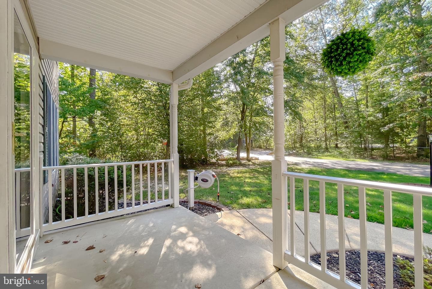 43915 Honeysuckle Way photo 4