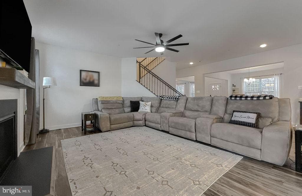 41536 Fairwood Court photo 21