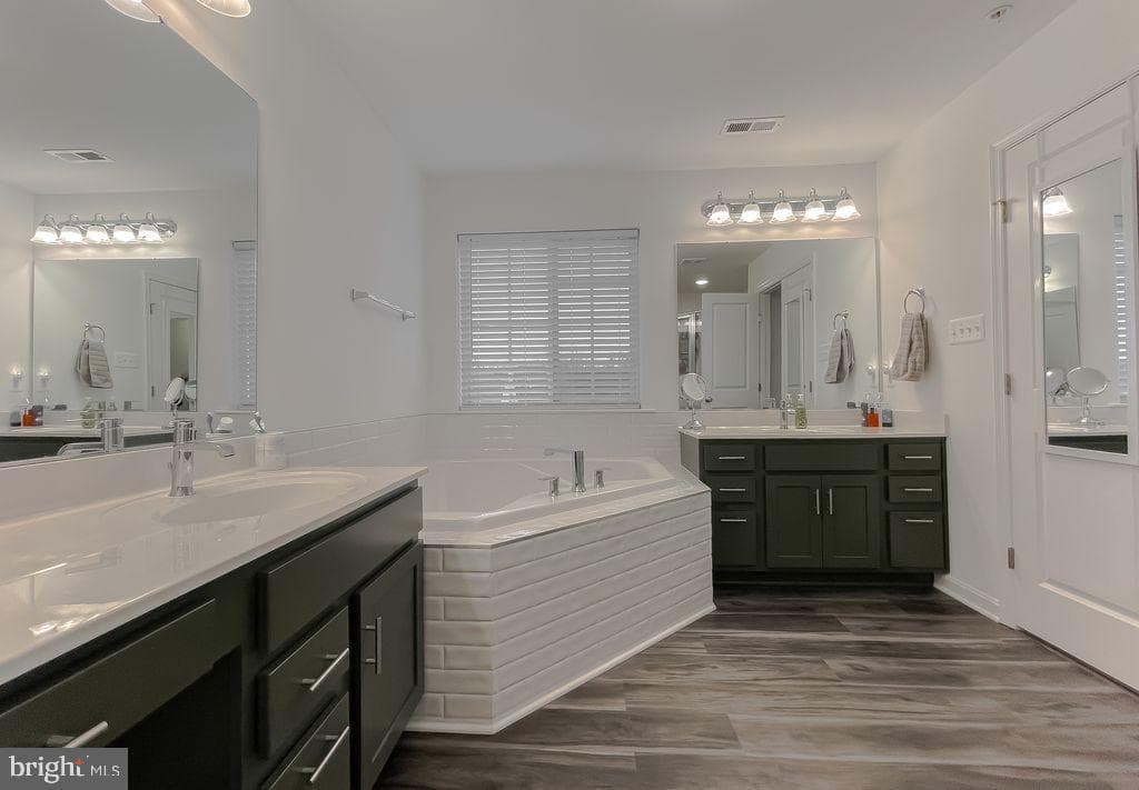 41536 Fairwood Court photo 49