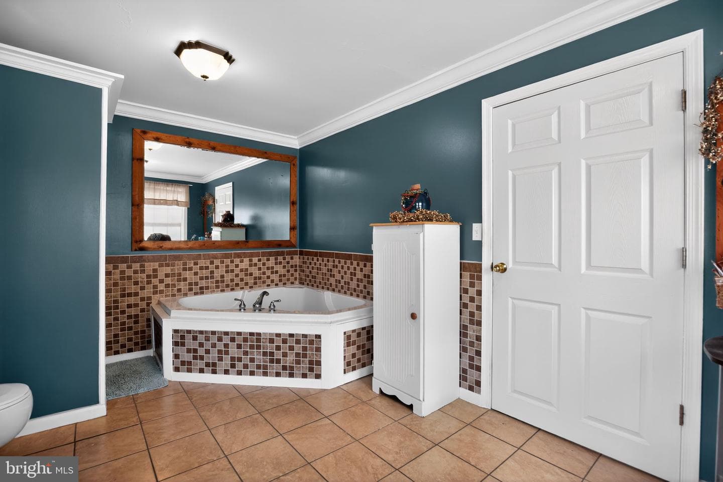 26669 Queentree Road photo 26