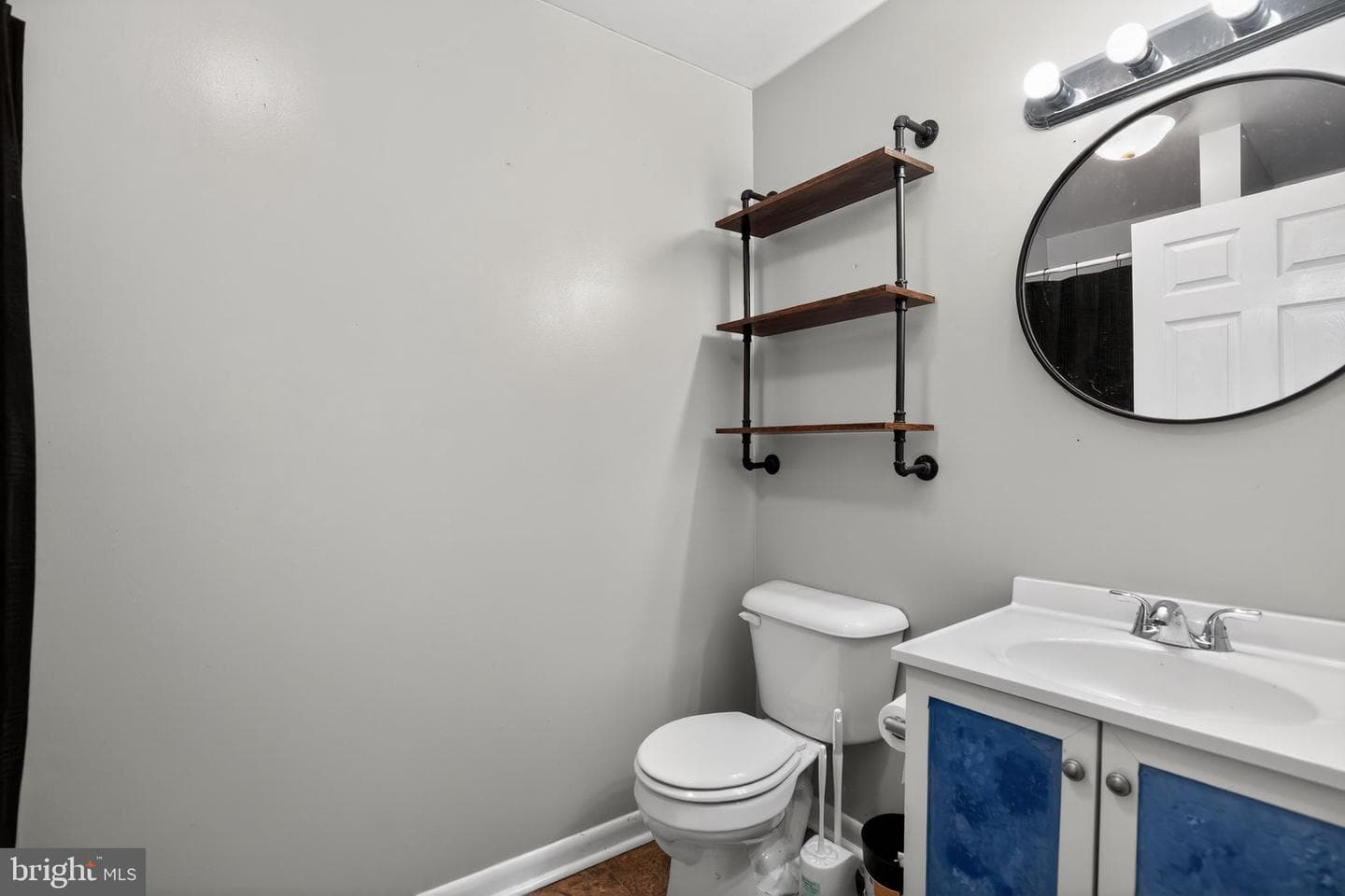 26669 Queentree Road photo 38