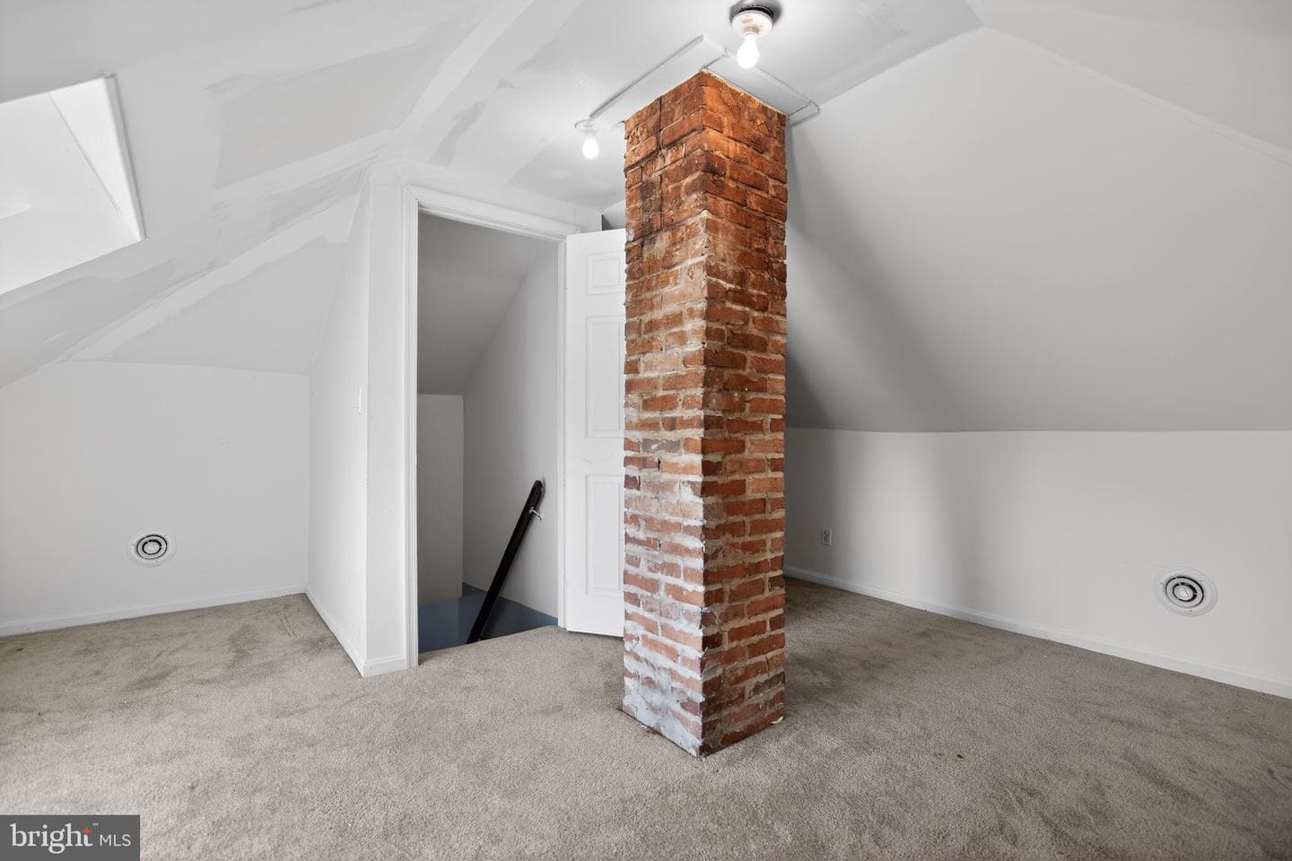 26669 Queentree Road photo 40