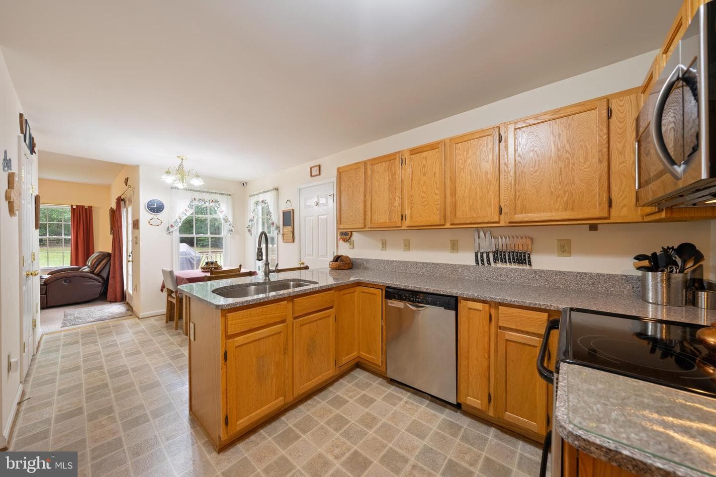 21039 Woodmere Drive photo 18