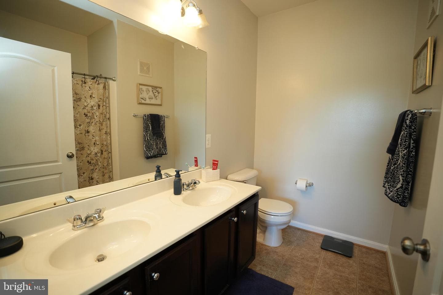 23510 F D R Boulevard #302 photo 15