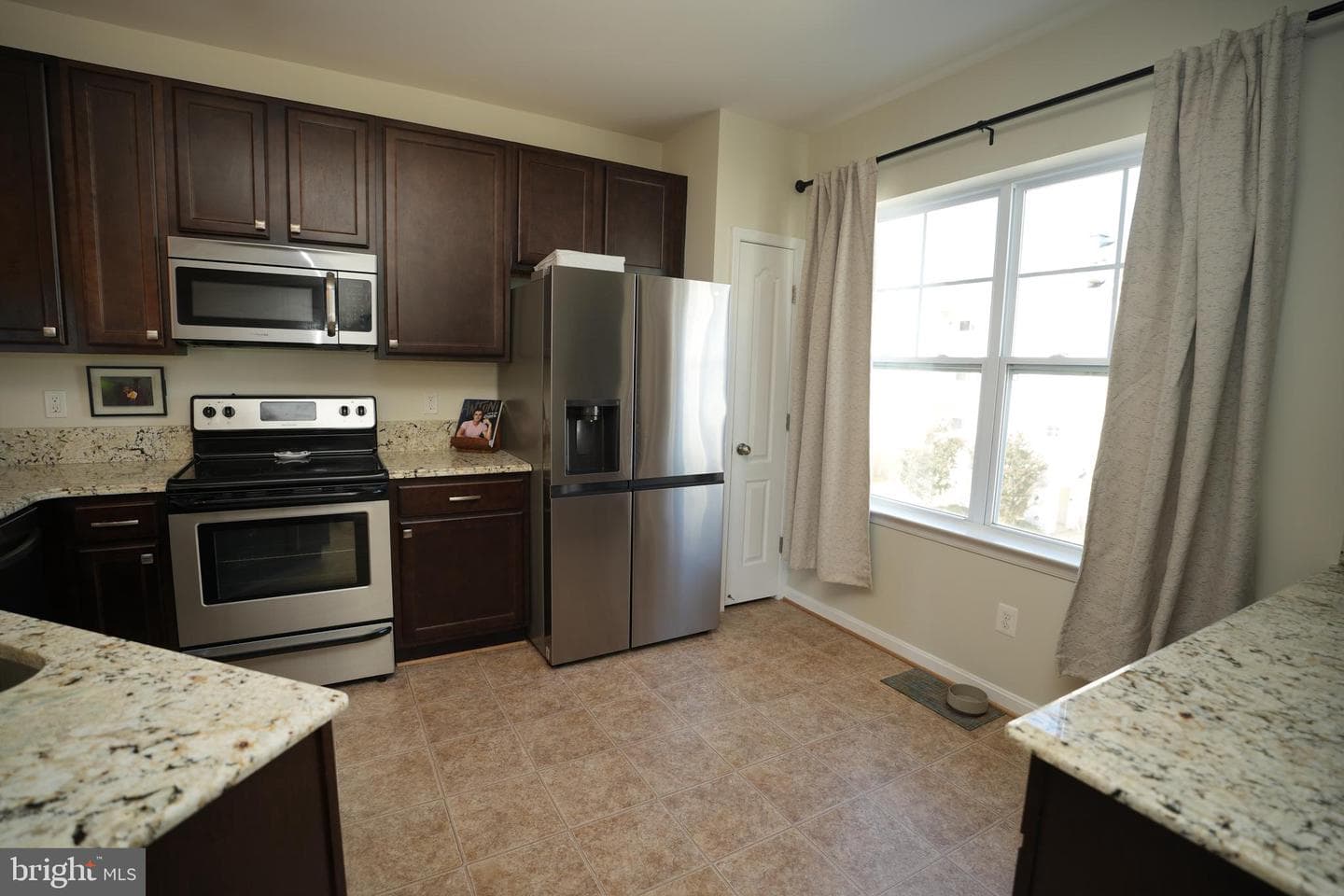 23510 F D R Boulevard #302 photo 9