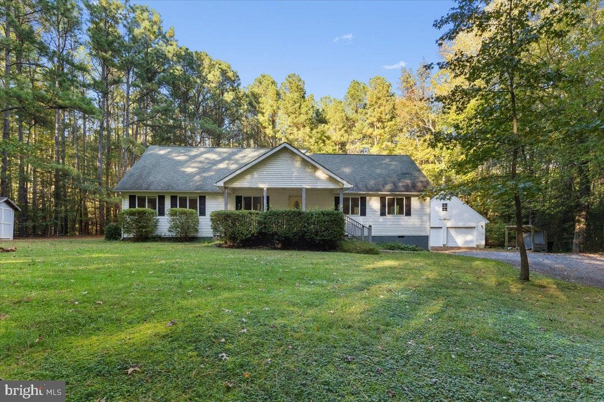 44504 Watson Lane photo 2