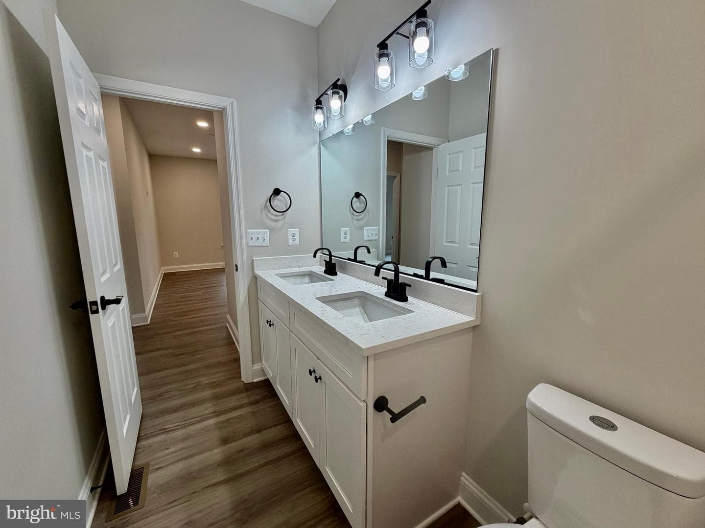 44968 Hewitt Road photo 23
