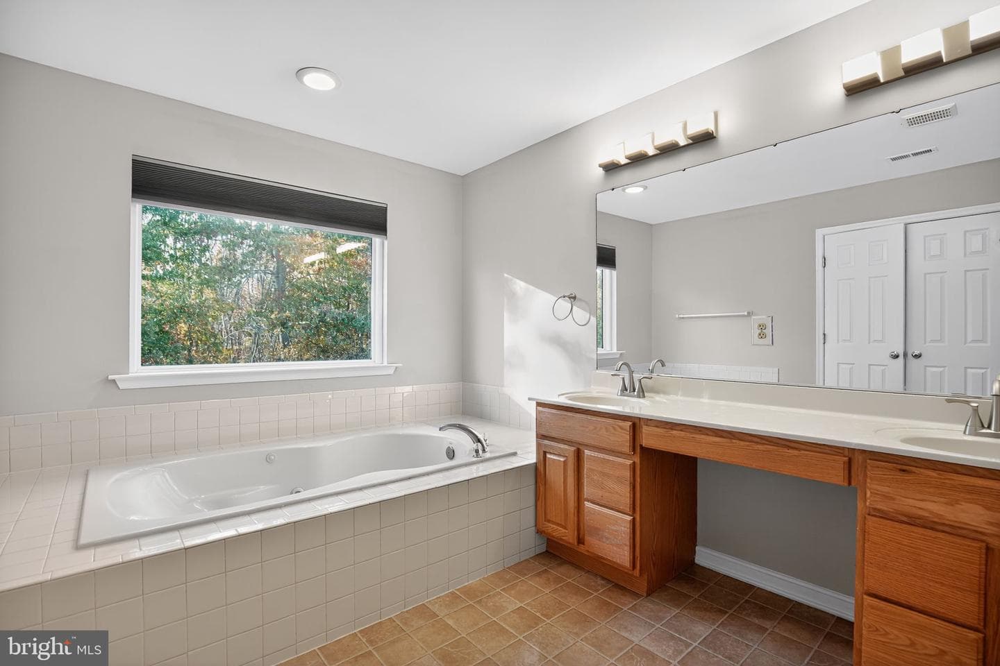 20747 Tenby Drive photo 30