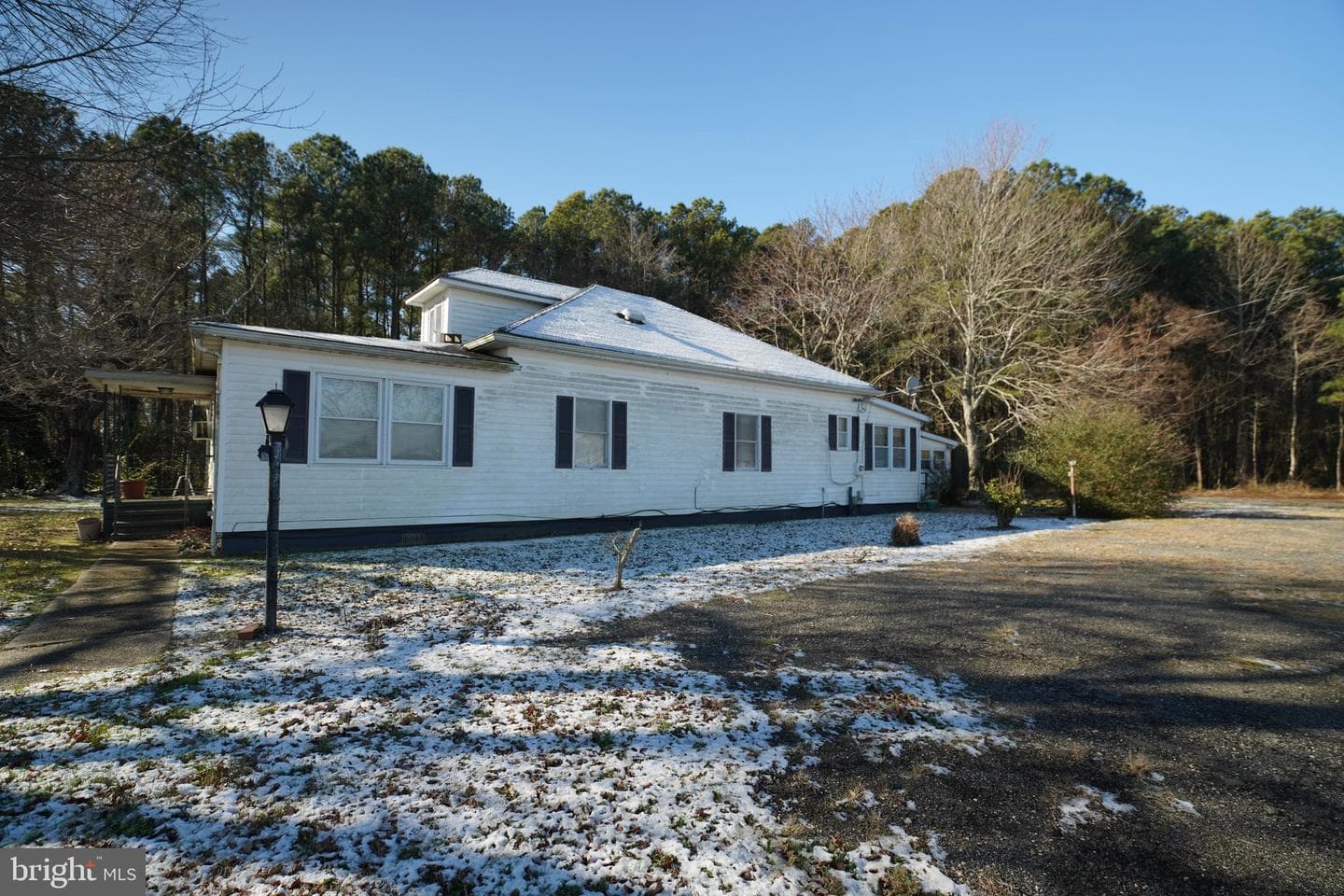 20815 Abell Road photo 4