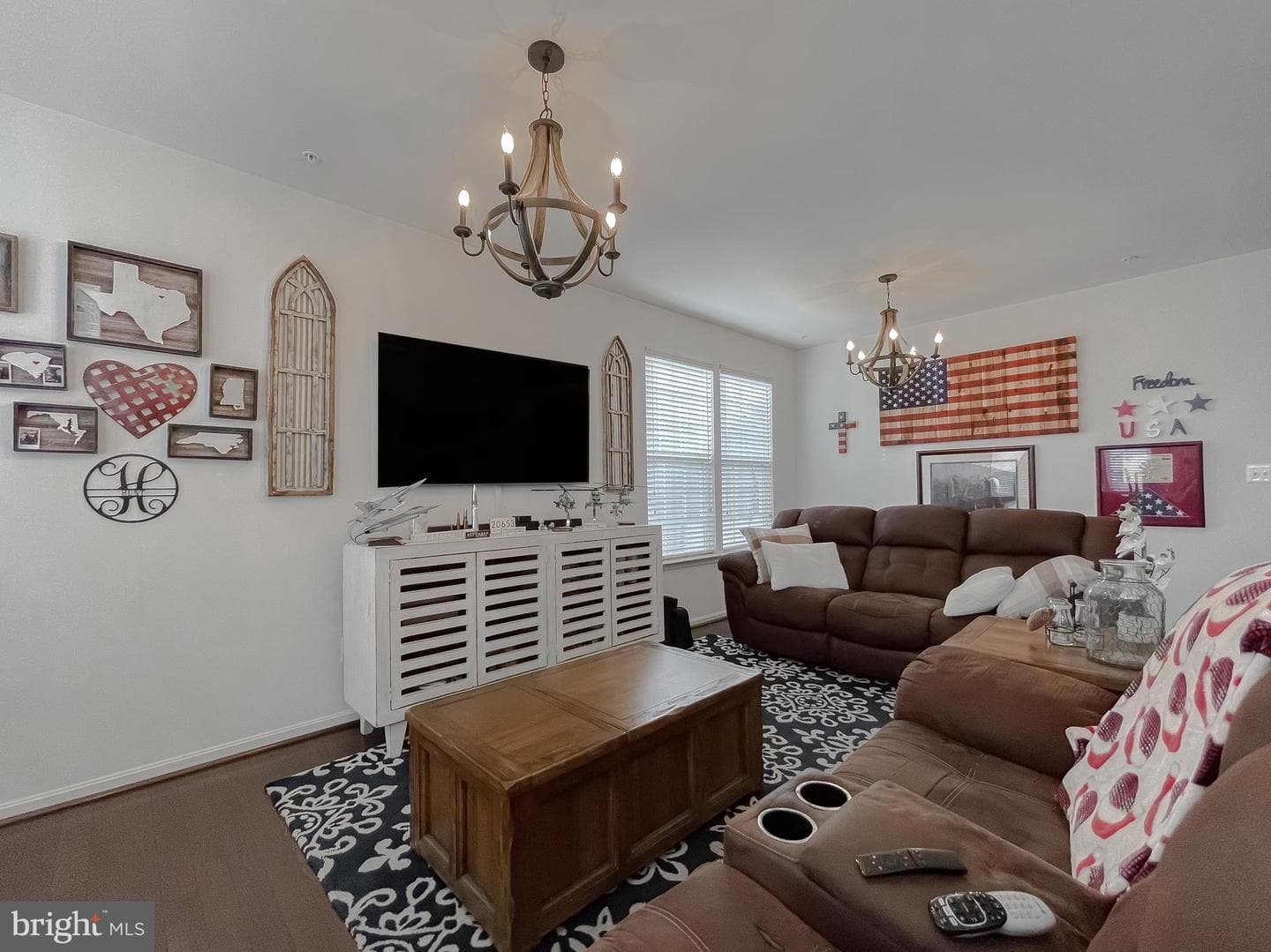 22288 Scott Circle photo 3