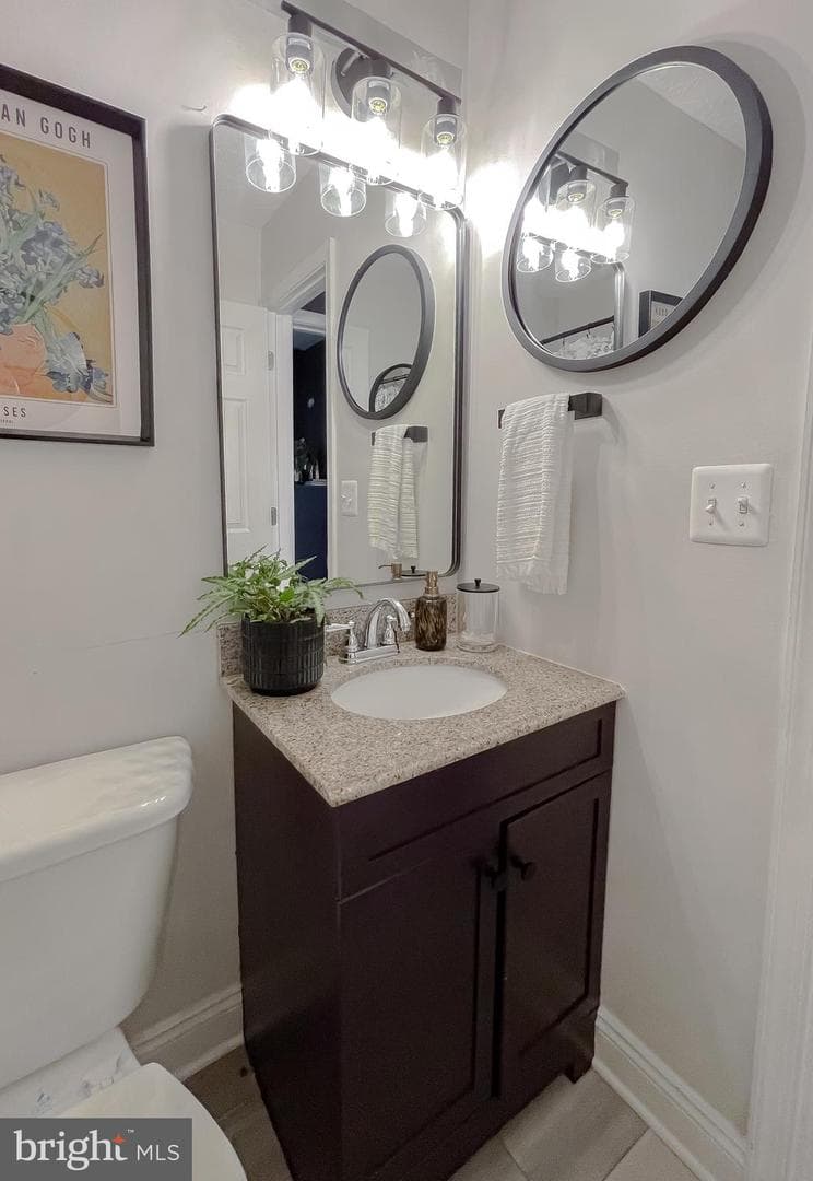 19137 Lake Drive photo 32