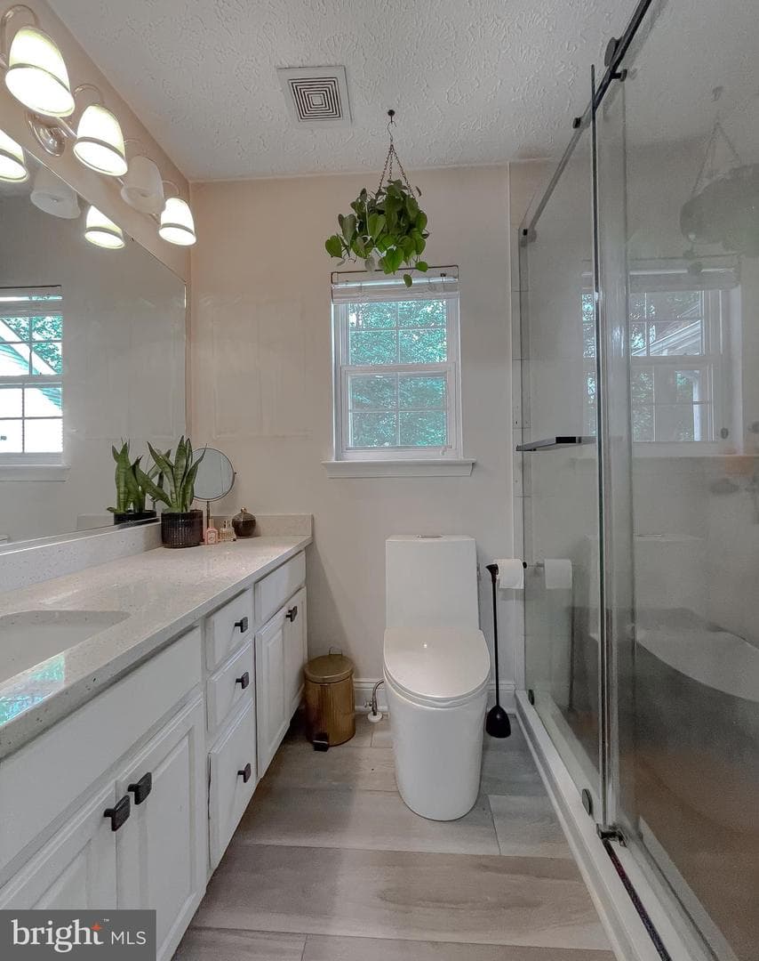 19137 Lake Drive photo 39