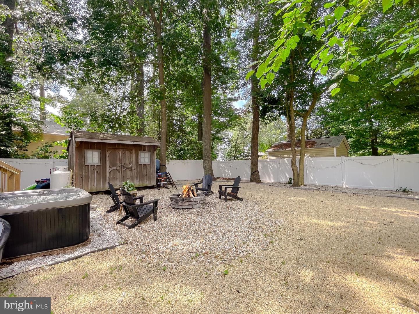 19137 Lake Drive photo 58