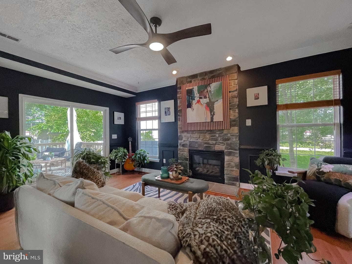 19137 Lake Drive photo 6