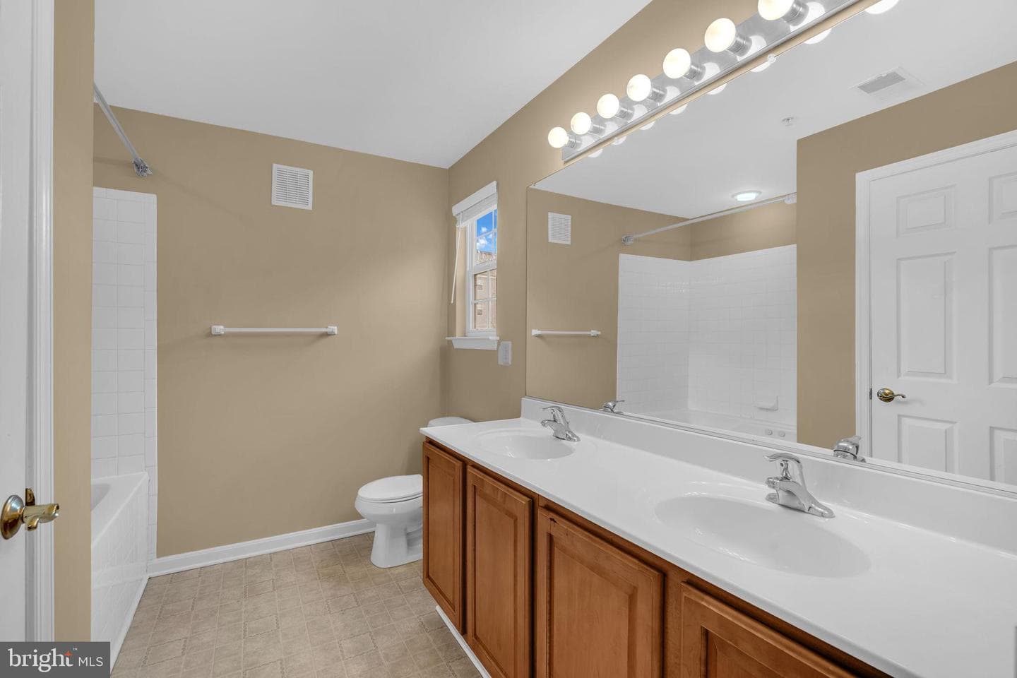 45472 Westmeath Way #i 12 photo 14