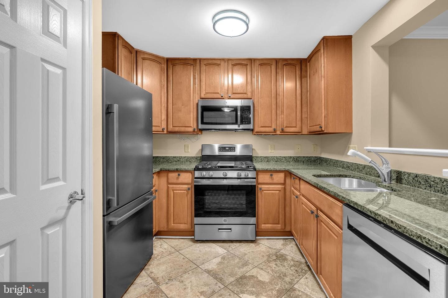 45472 Westmeath Way #i 12 photo 3