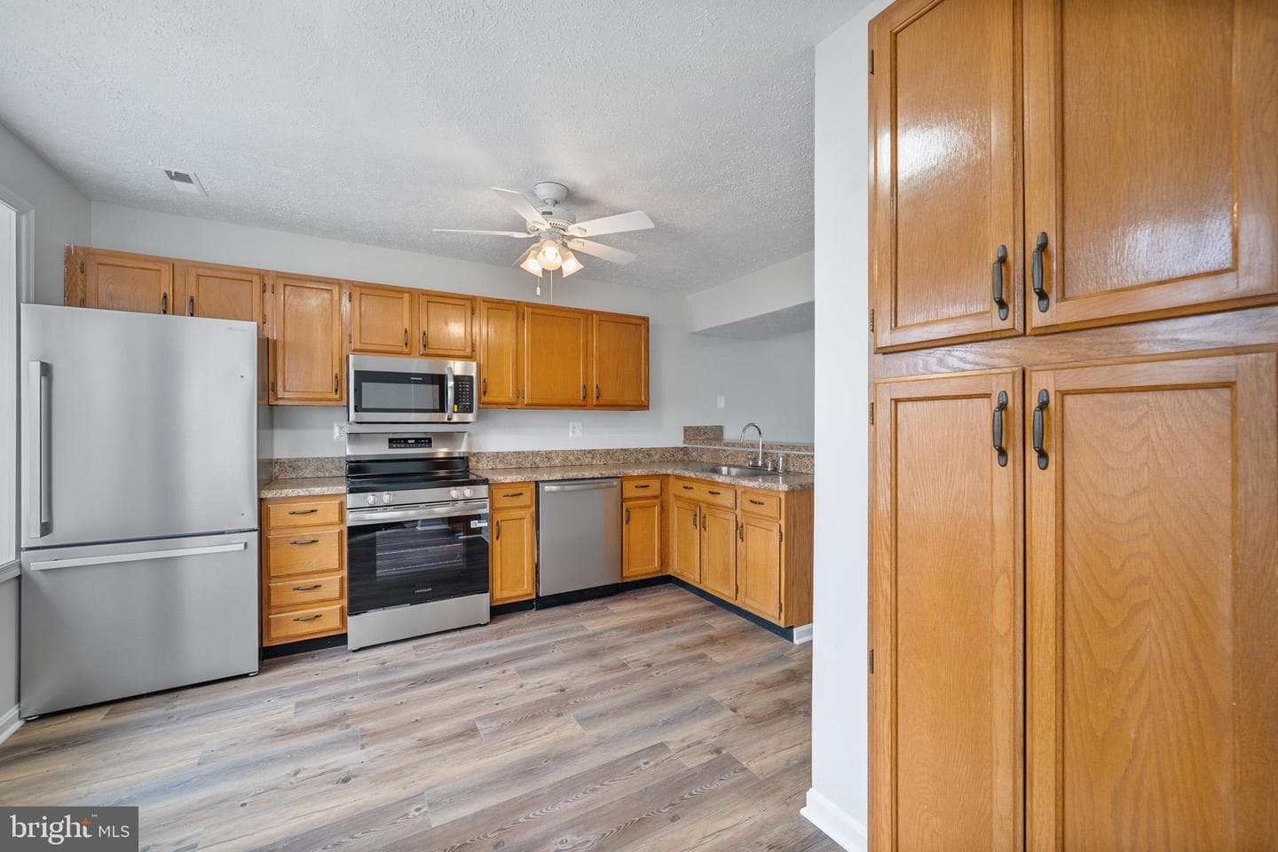 22107 Saint Josephs Circle photo 7