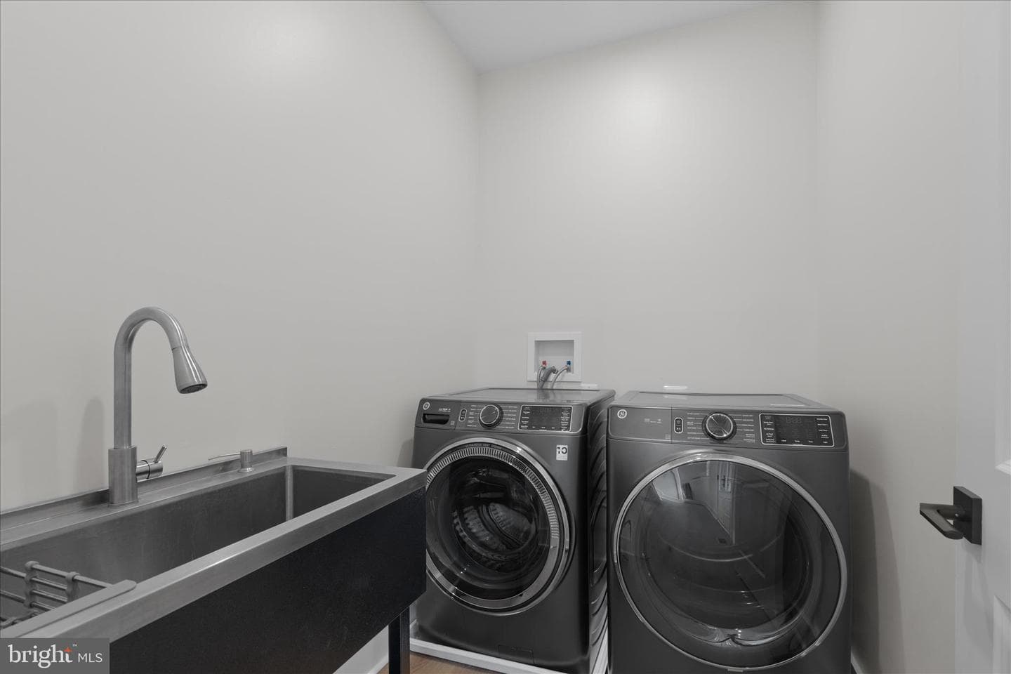 16242 Thomas Road photo 31