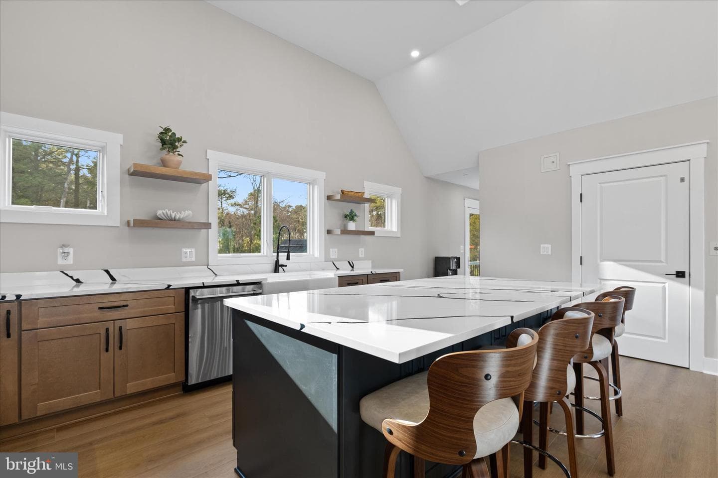 16242 Thomas Road photo 36