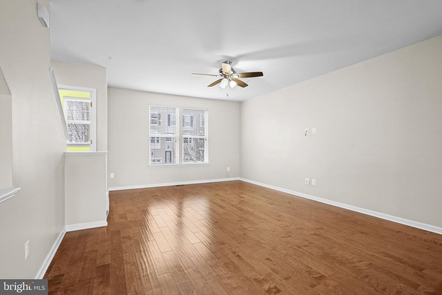 43748 Winterberry Way photo 12