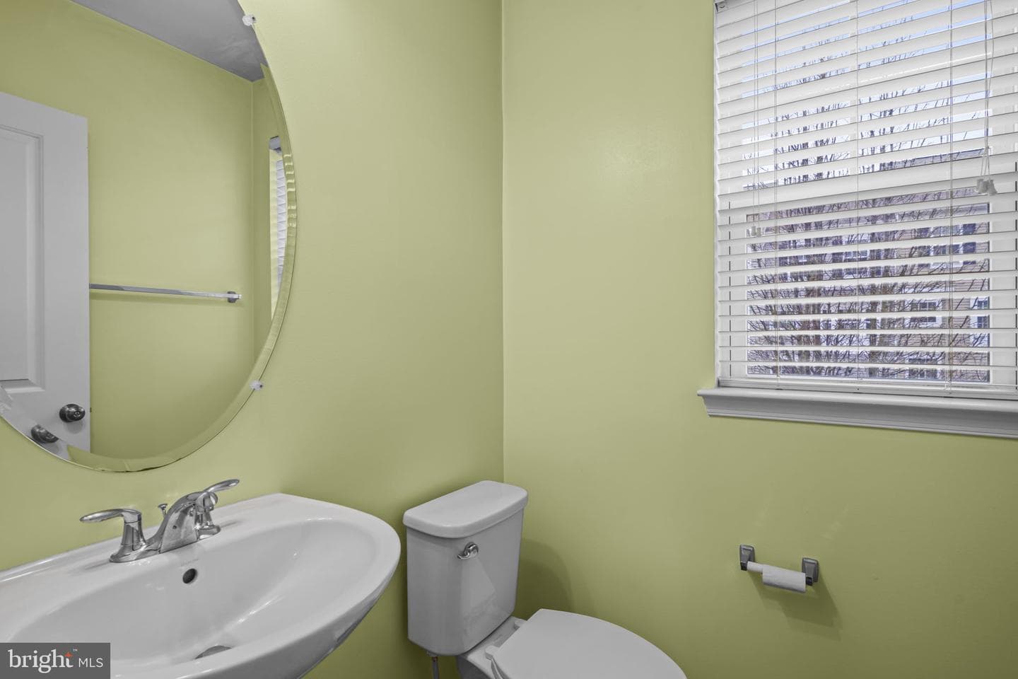 43748 Winterberry Way photo 16