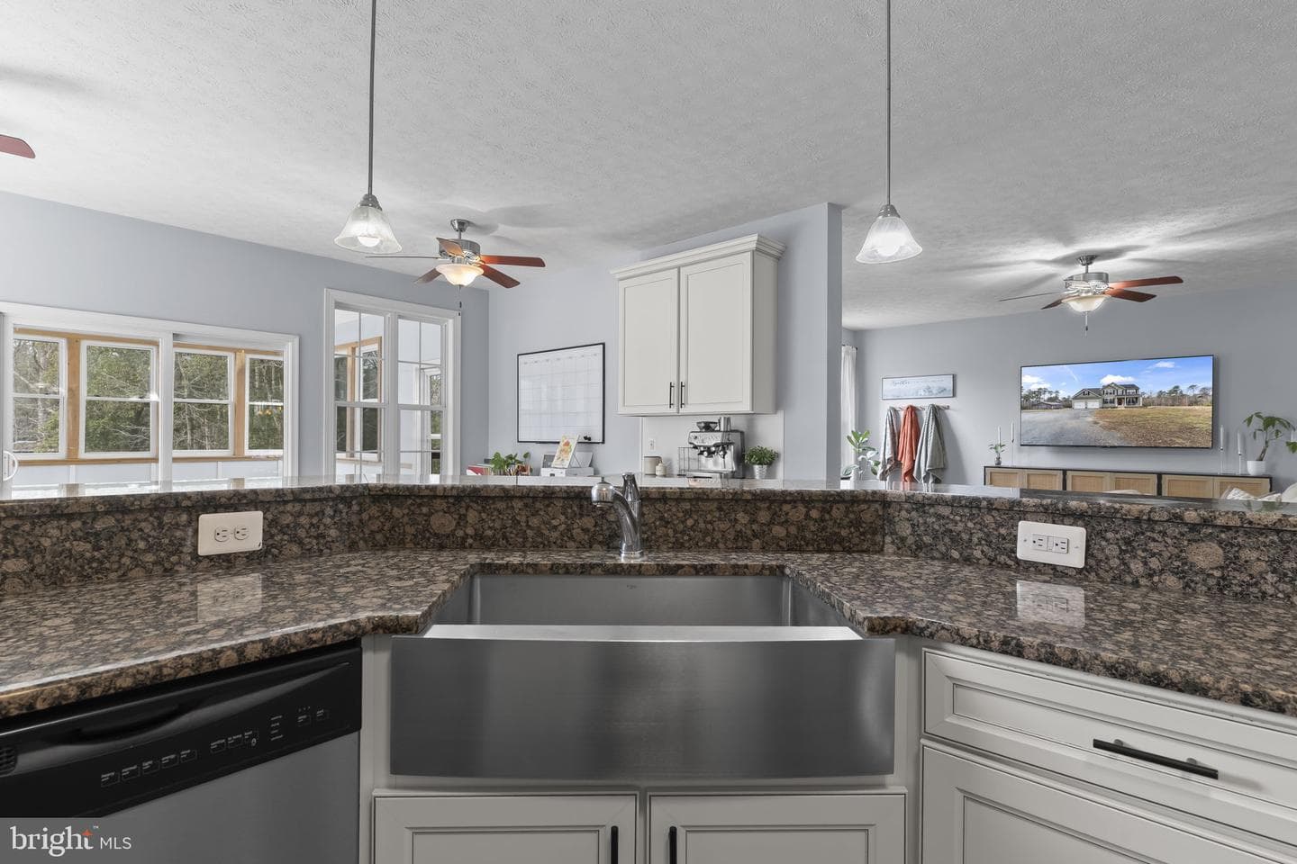 46118 Edgemore Way photo 21
