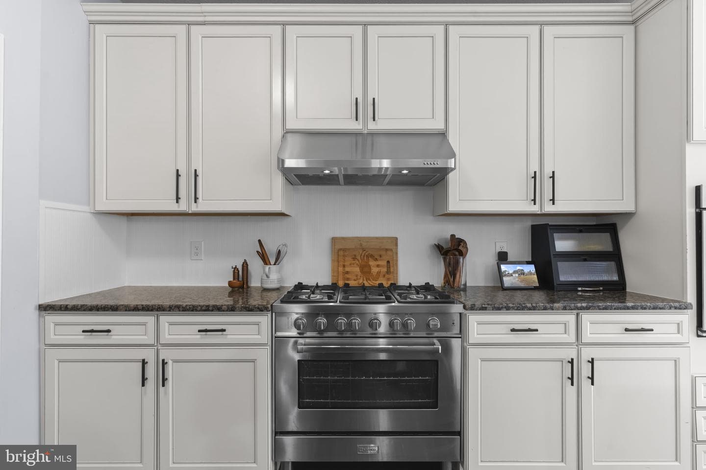 46118 Edgemore Way photo 22