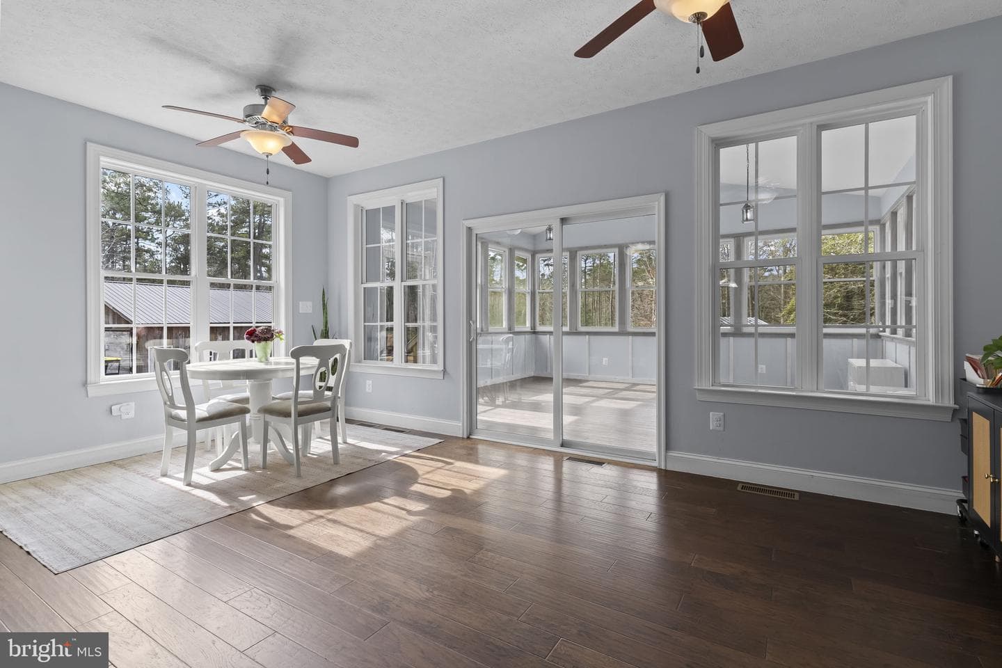 46118 Edgemore Way photo 27