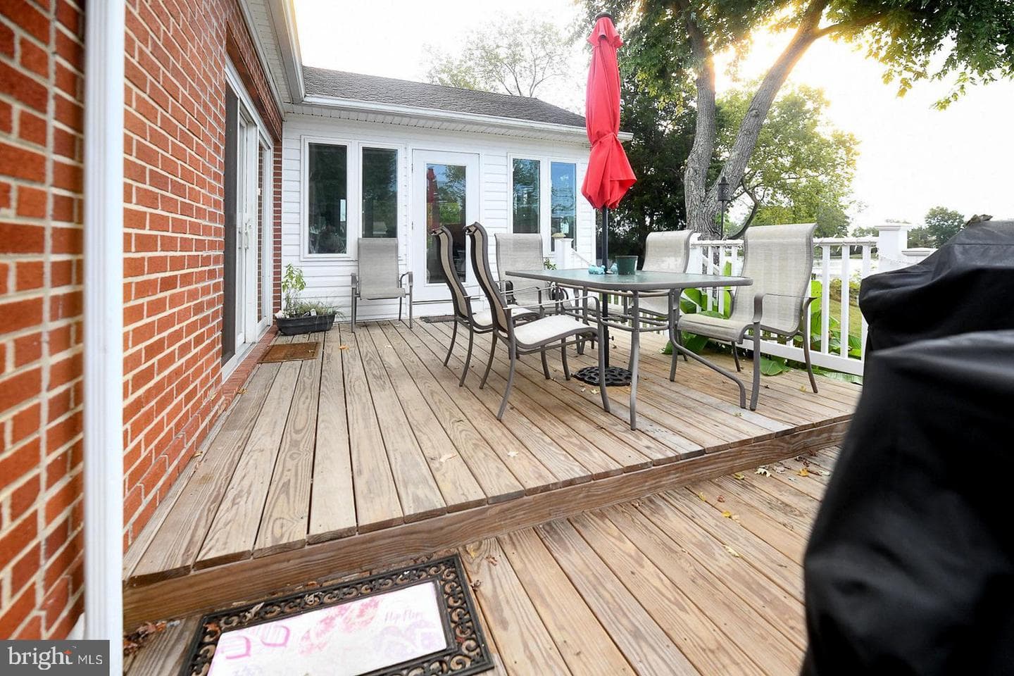38819 Morris Point Road photo 15
