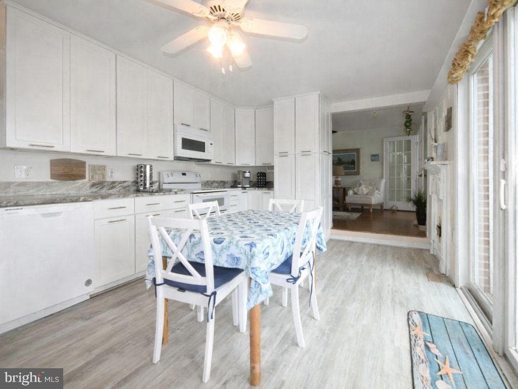 38819 Morris Point Road photo 21