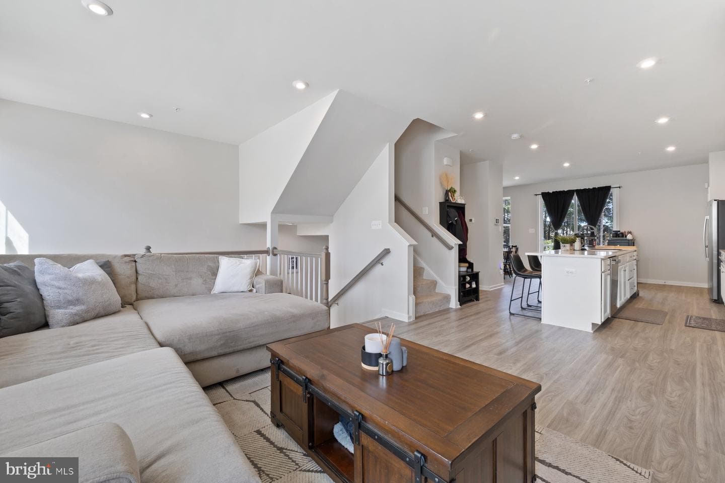 23459 Sugar Pine Ln photo 6