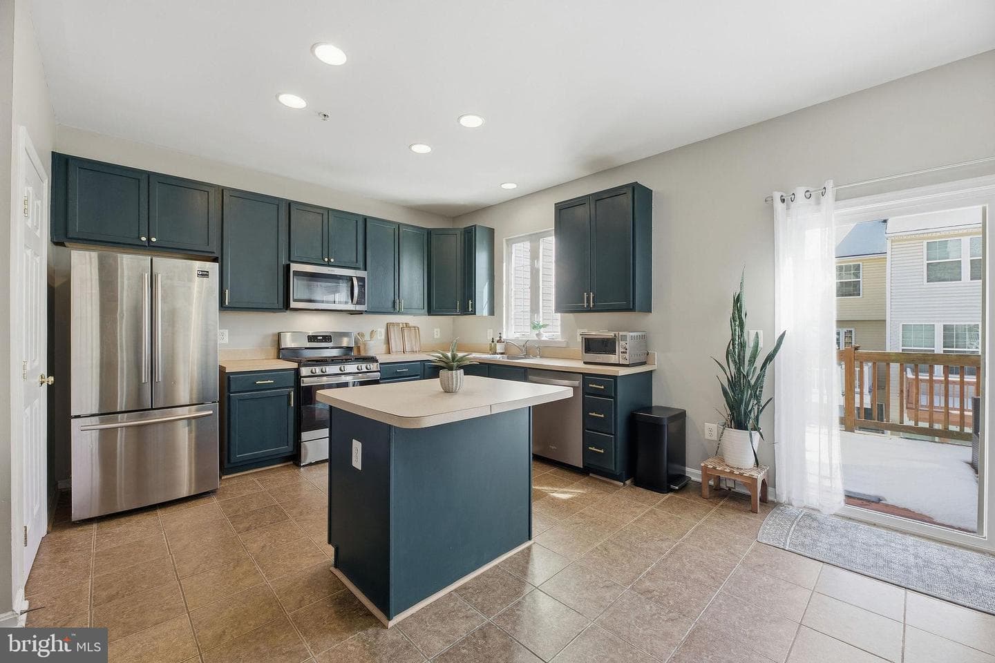 22706 Bayside Way photo 8