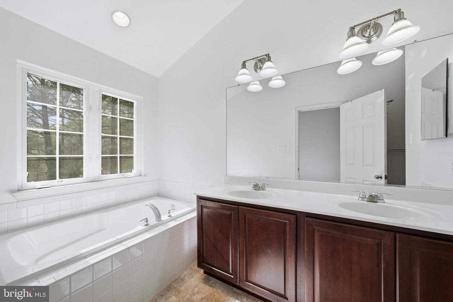 45425 Monterey Lane photo 34