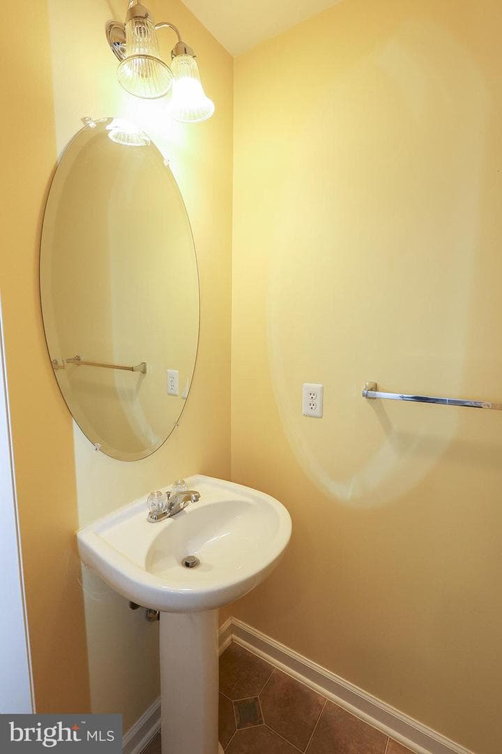 21355 Jettison Drive photo 9