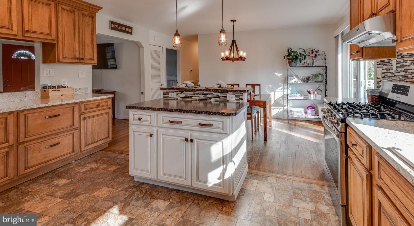 44125 Louisdale Road photo 6