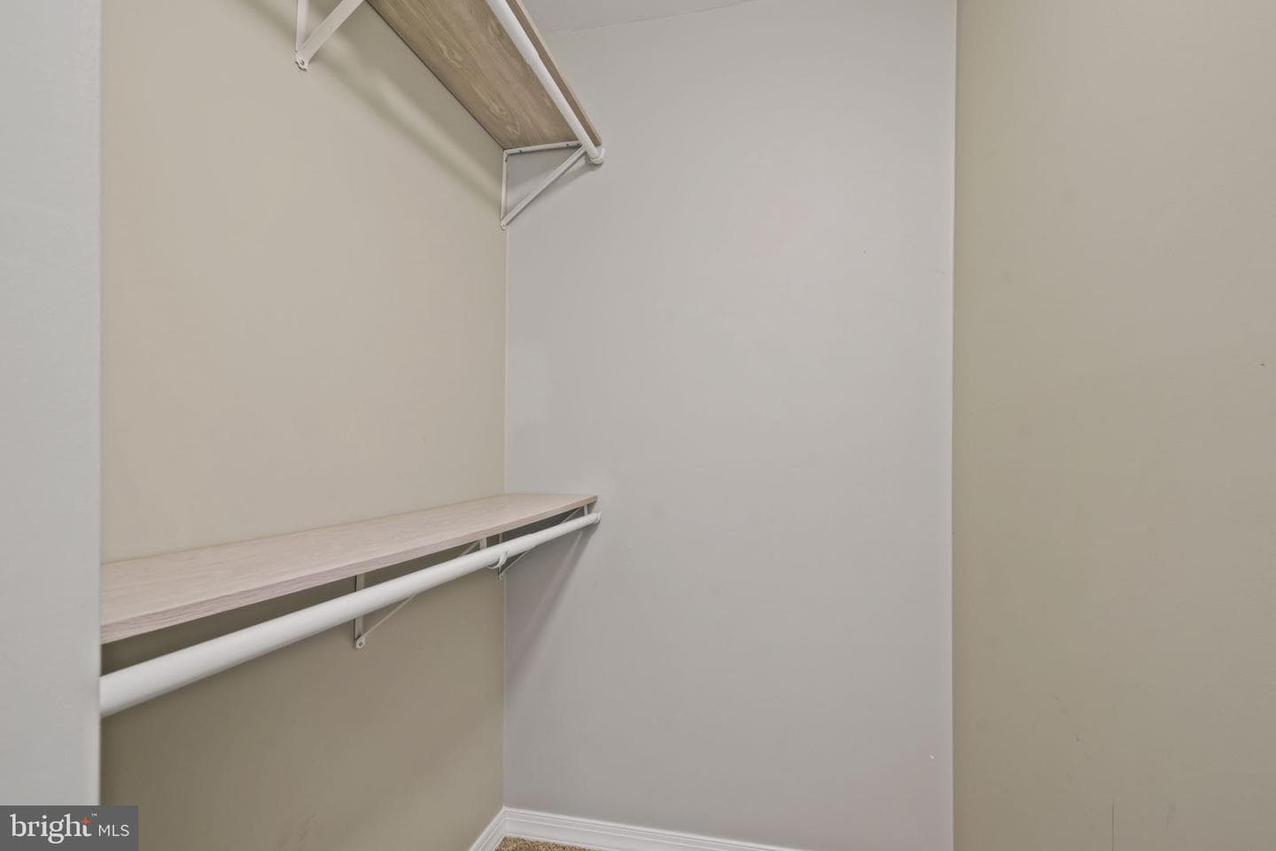 23260 Hilltop Drive photo 27