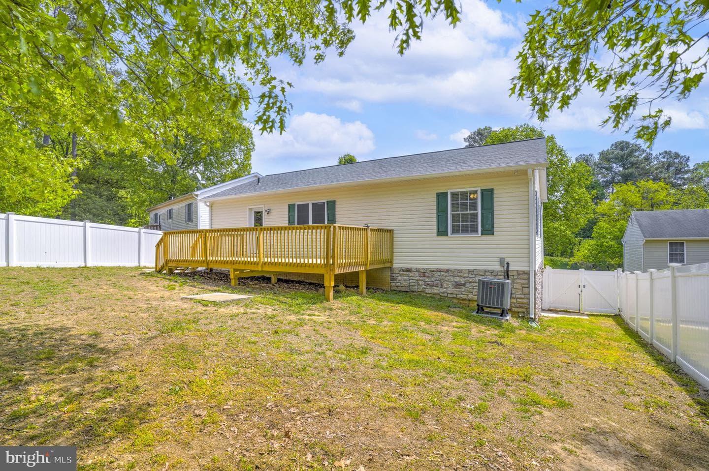 23260 Hilltop Drive photo 36