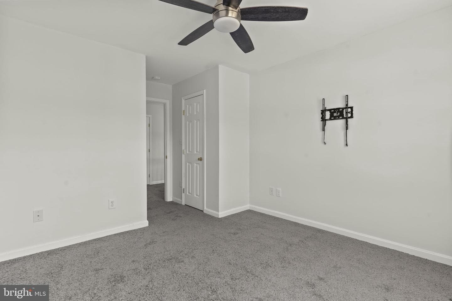 47109 Sorrel Drive photo 32