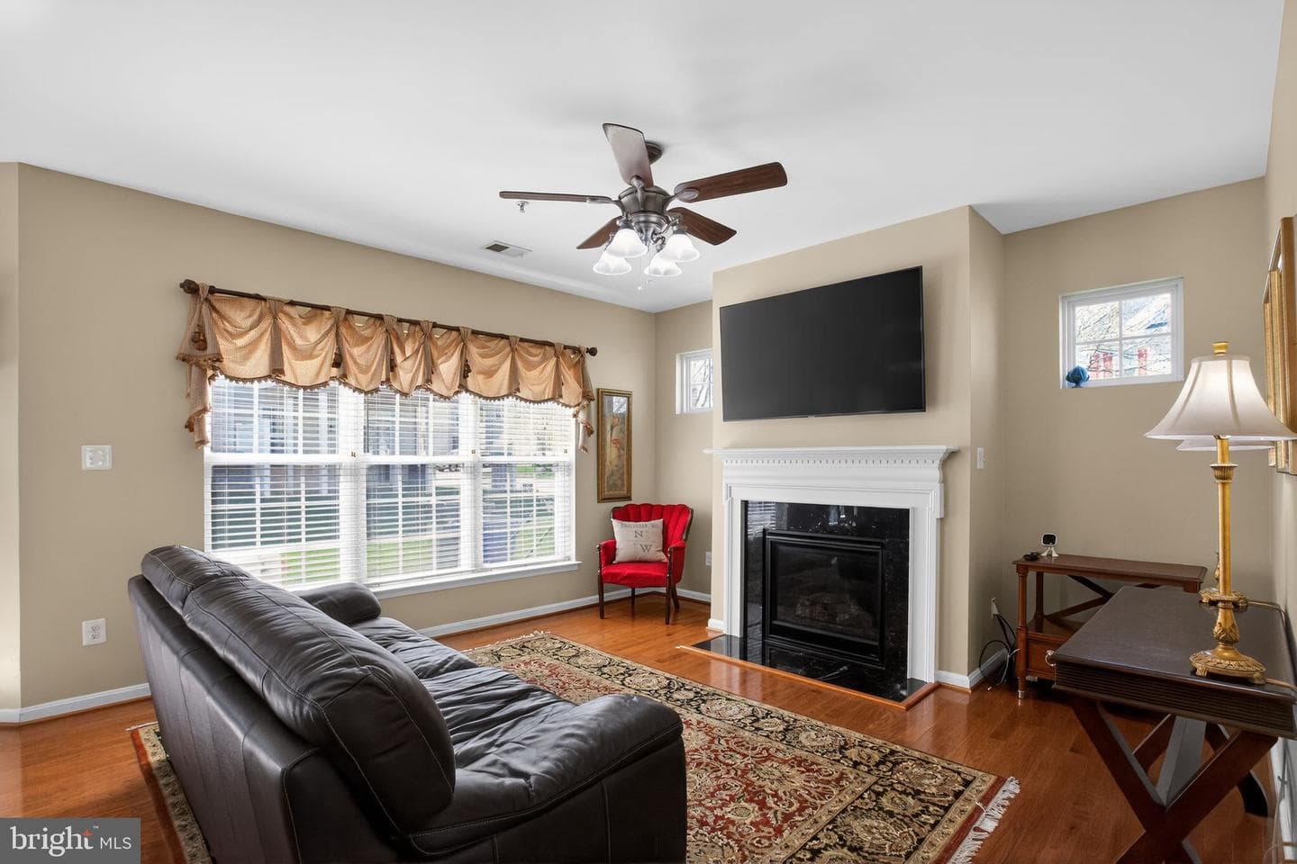 23116 Lilac Street photo 13