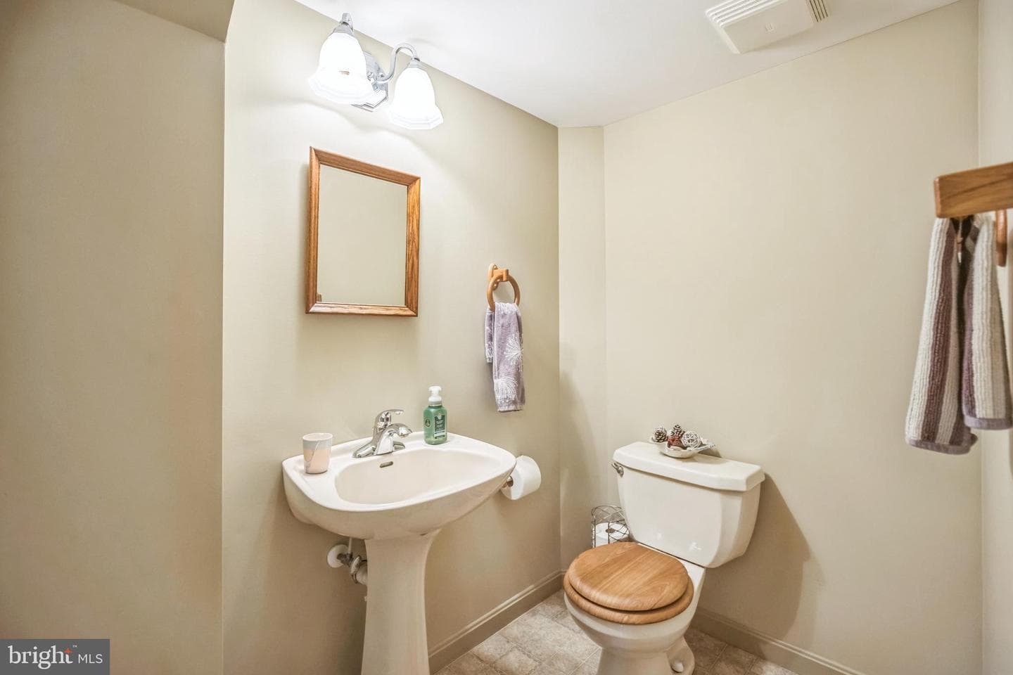 29542 Carol Lane photo 25