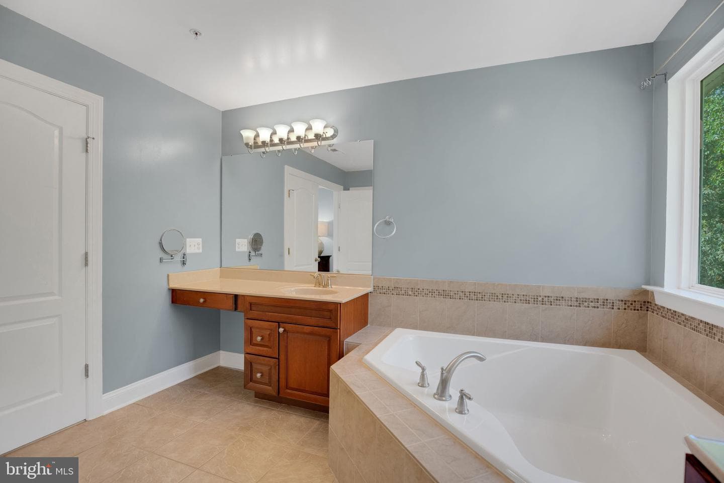 25633 Scenic View Street photo 22