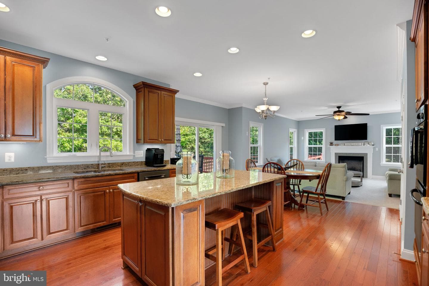 25633 Scenic View Street photo 8